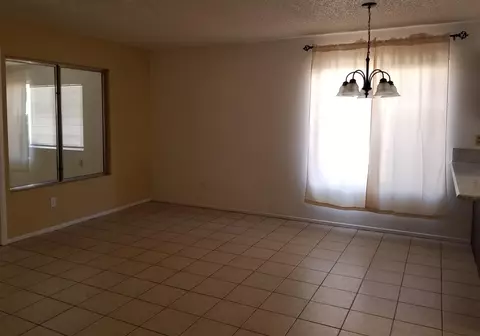 652 Avenue J11 E, Lancaster, CA 93535 photo 5