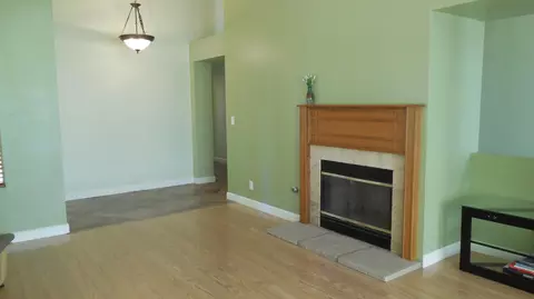 1762 Mesa Dr E, Lancaster, CA 93535 photo 4
