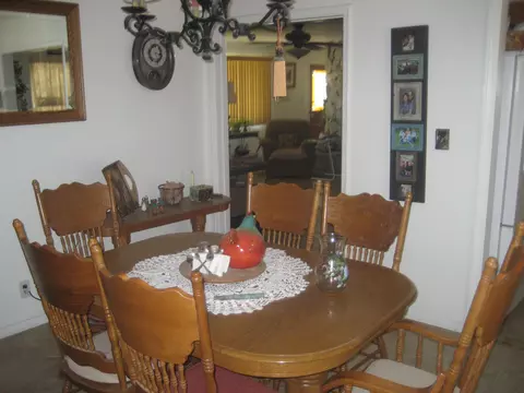 8025 Avenue E4 W, Lancaster, CA 93536 photo 15