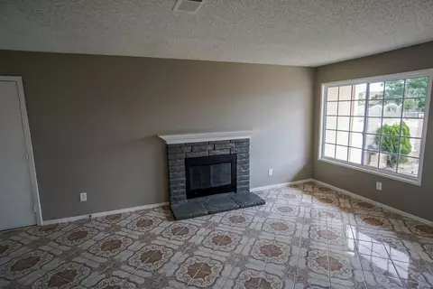 41003 174th St E, Lancaster, CA 93535 photo 4