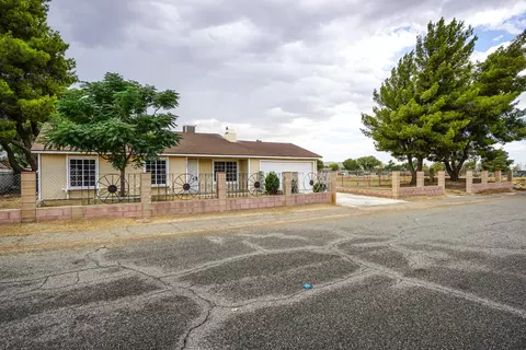 41003 174th St E, Lancaster, CA 93535 photo 1
