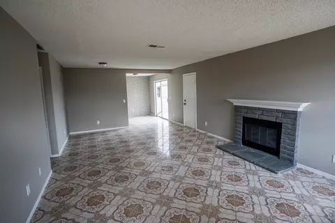 41003 174th St E, Lancaster, CA 93535 photo 3