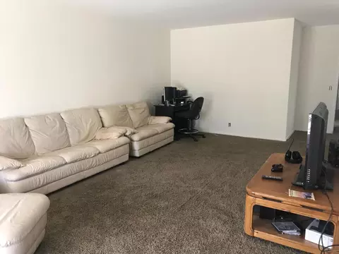 43911 Halcom Ave, Lancaster, CA 93536 photo 9