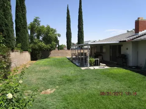 43911 Halcom Ave, Lancaster, CA 93536 photo 4
