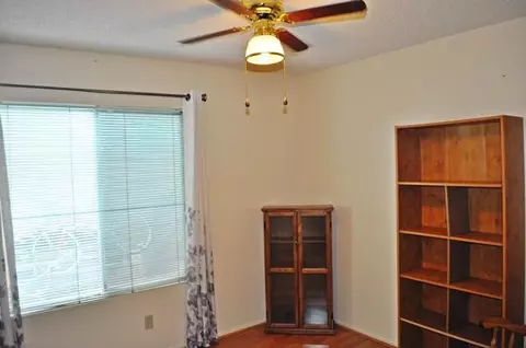 37522 37th St E, Palmdale, CA 93550 photo 21