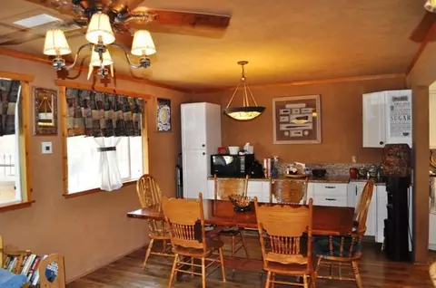 37522 37th St E, Palmdale, CA 93550 photo 10