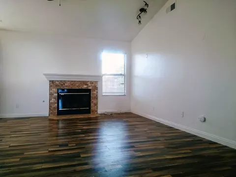 2344 Morningside, Lancaster, CA 93535 photo 6