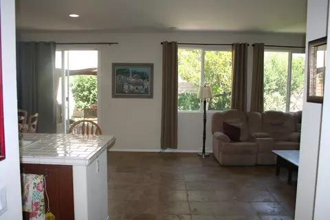 6327 Starview Dr, Lancaster, CA 93536 photo 9