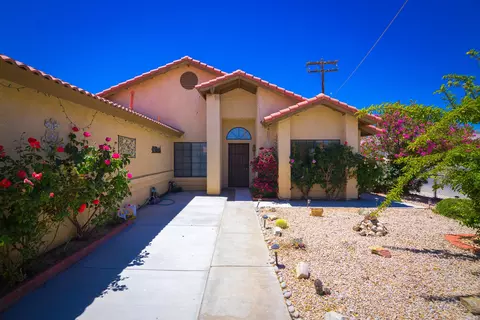 3349 Eagle Way, Rosamond, CA 93560 photo 2
