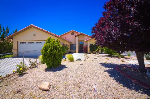 3349 Eagle Way, Rosamond, CA 93560 photo 1