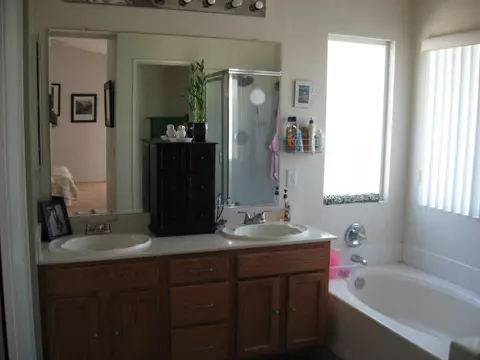 6339 Jonathon St, Lancaster, CA 93536 photo 15