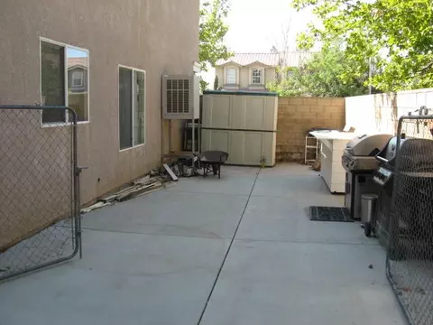 6339 Jonathon St, Lancaster, CA 93536 photo 10