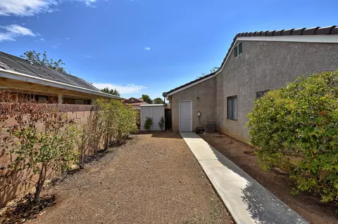 1663 Lumber St W, Lancaster, CA 93534 photo 21