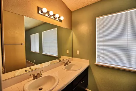 1663 Lumber St W, Lancaster, CA 93534 photo 15