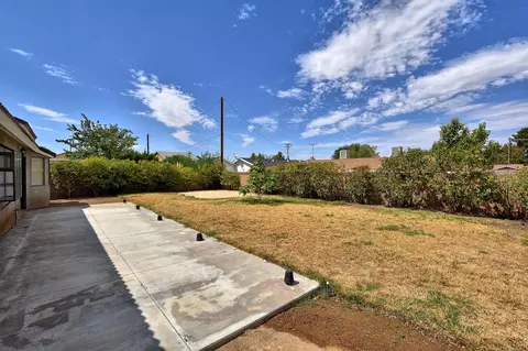 1663 Lumber St W, Lancaster, CA 93534 photo 22