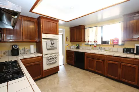 33325 165th St E, Llano, CA 93544 photo 7