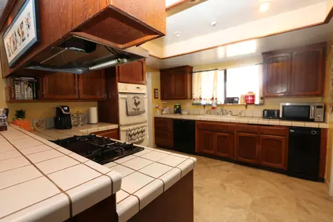 33325 165th St E, Llano, CA 93544 photo 6