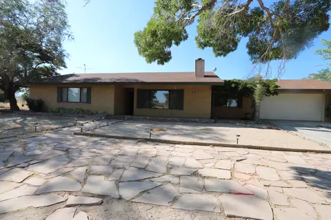 33325 165th St E, Llano, CA 93544 photo 2