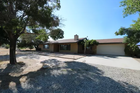 33325 165th St E, Llano, CA 93544 photo 3