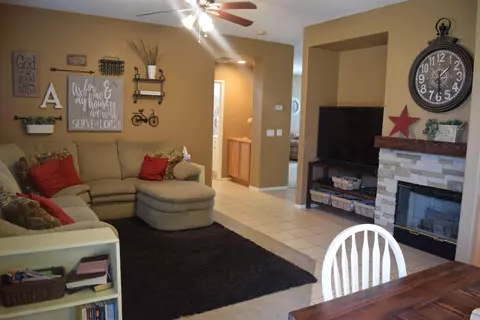 3039 Kilt Ct, Lancaster, CA 93535 photo 11