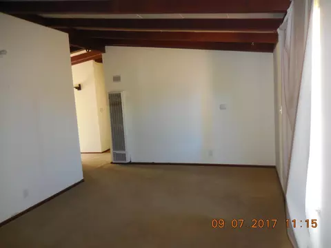 44009 2nd St E, Lancaster, CA 93535 photo 2
