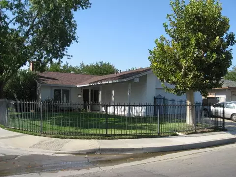 654 Avenue J4 E, Lancaster, CA 93535 photo 1
