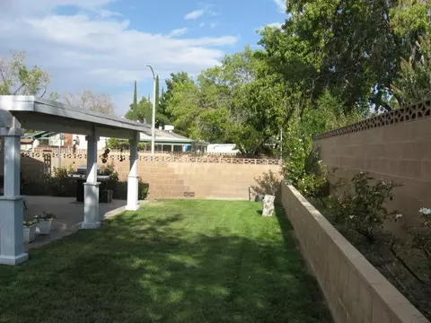 654 Avenue J4 E, Lancaster, CA 93535 photo 9