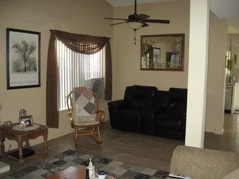 654 Avenue J4 E, Lancaster, CA 93535 photo 5