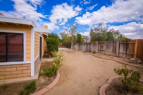 37738 45th St E, Palmdale, CA 93552 photo 35