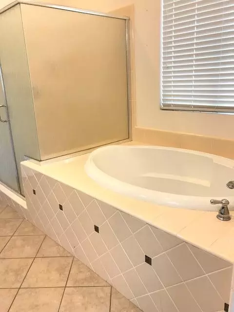 6563 Avenue R4 E, Palmdale, CA 93552 photo 9