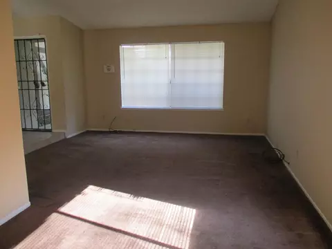 320 Avenue J7 E, Lancaster, CA 93535 photo 5