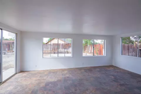 327 Avenue J7 E, Lancaster, CA 93535 photo 36