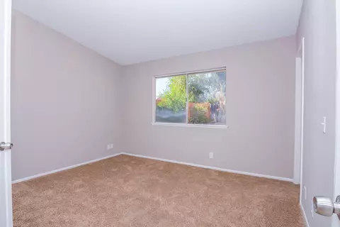 327 Avenue J7 E, Lancaster, CA 93535 photo 32
