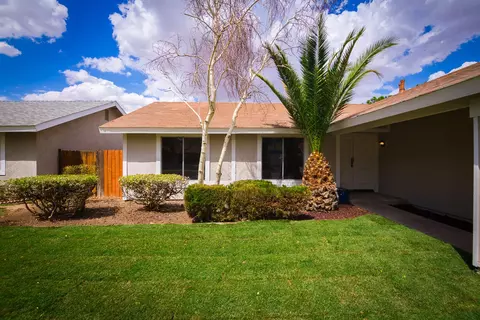 327 Avenue J7 E, Lancaster, CA 93535 photo 3