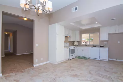 327 Avenue J7 E, Lancaster, CA 93535 photo 18