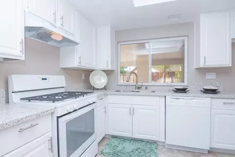 327 Avenue J7 E, Lancaster, CA 93535 photo 25