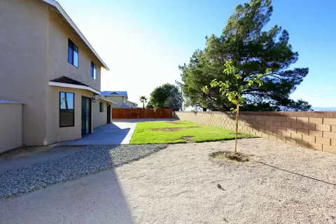1205 Regents St W, Lancaster, CA 93534 photo 6
