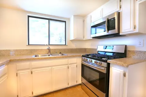 1205 Regents St W, Lancaster, CA 93534 photo 16