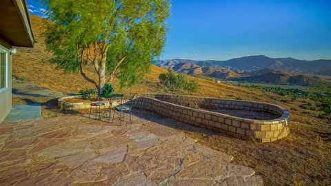 33029 Iowa St, Acton, CA 93510 photo 14