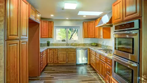 33029 Iowa St, Acton, CA 93510 photo 8