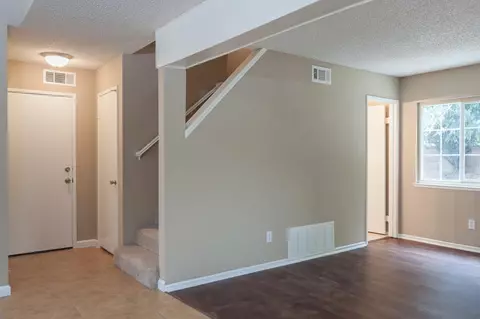 43650 Rogier St, Lancaster, CA 93535 photo 3