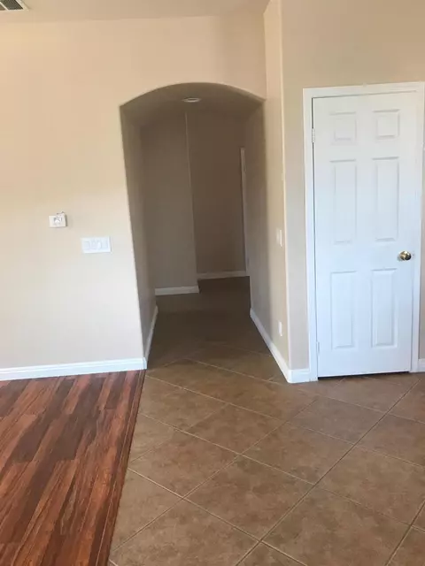 44226 Amethyst St, Lancaster, CA 93536 photo 5