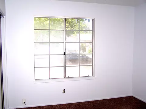 44022 4th St E, Lancaster, CA 93535 photo 8