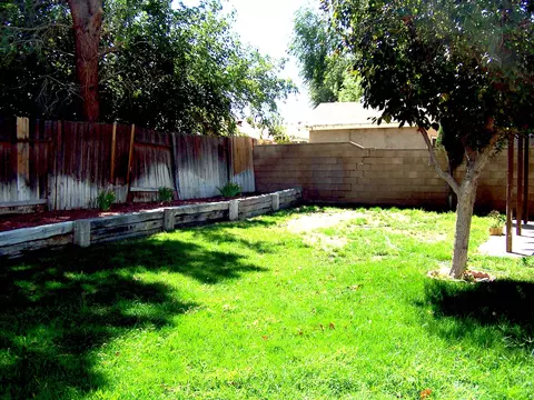 44022 4th St E, Lancaster, CA 93535 photo 11