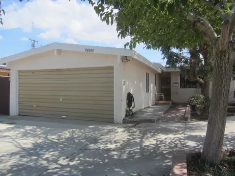 45520 Fig Ave, Lancaster, CA 93534 photo 3