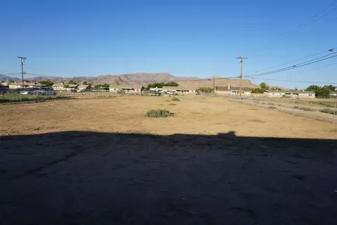 13409 Central Rd, Apple Valley, CA 92308 photo 21