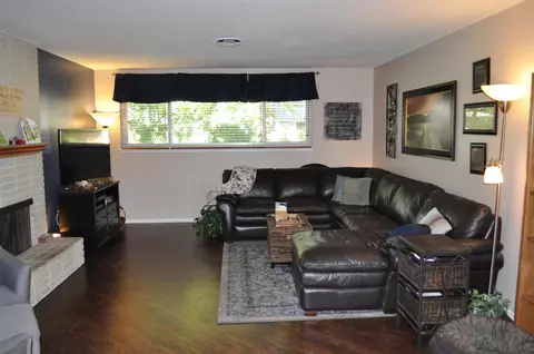 44044 Galion Ave, Lancaster, CA 93536 photo 4