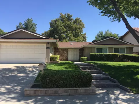 44044 Galion Ave, Lancaster, CA 93536 photo 3