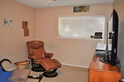 44044 Galion Ave, Lancaster, CA 93536 photo 14