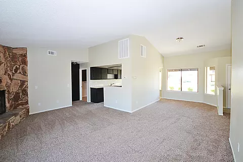 41729 159th St E, Lancaster, CA 93535 photo 2